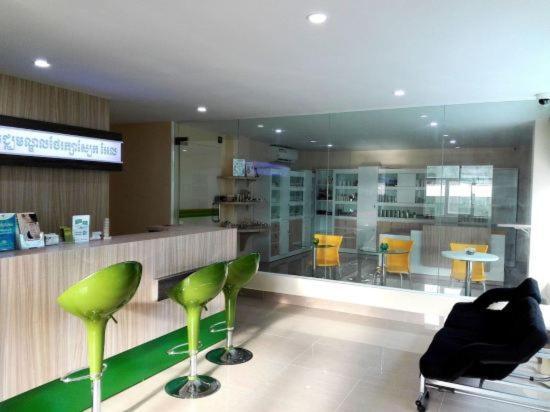 Centrana Hotel Phnom Penh Dış mekan fotoğraf
