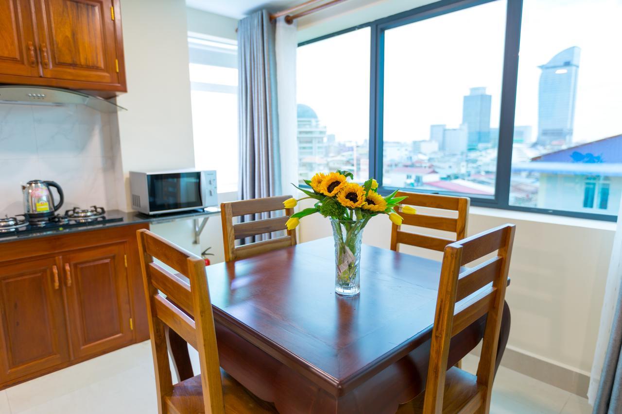 Centrana Hotel Phnom Penh Dış mekan fotoğraf