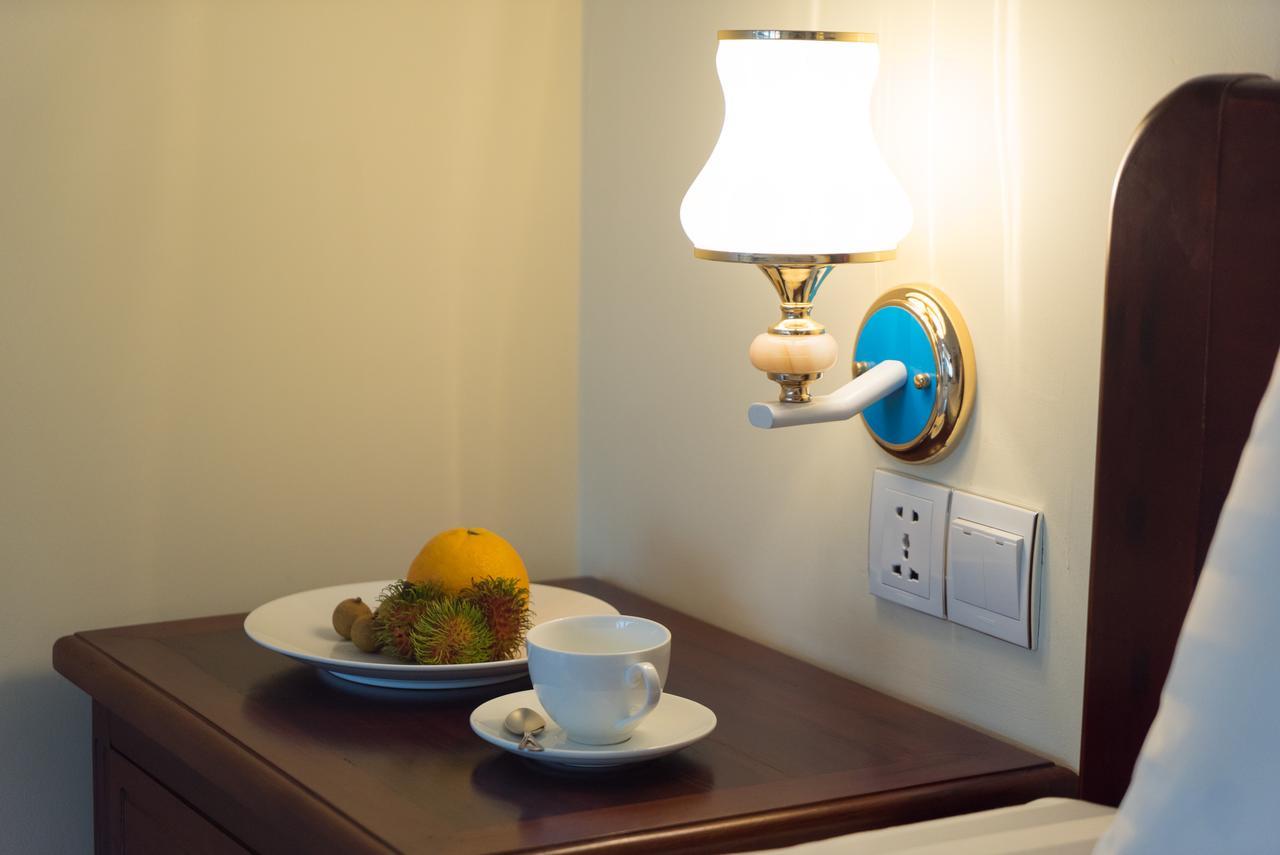 Centrana Hotel Phnom Penh Dış mekan fotoğraf